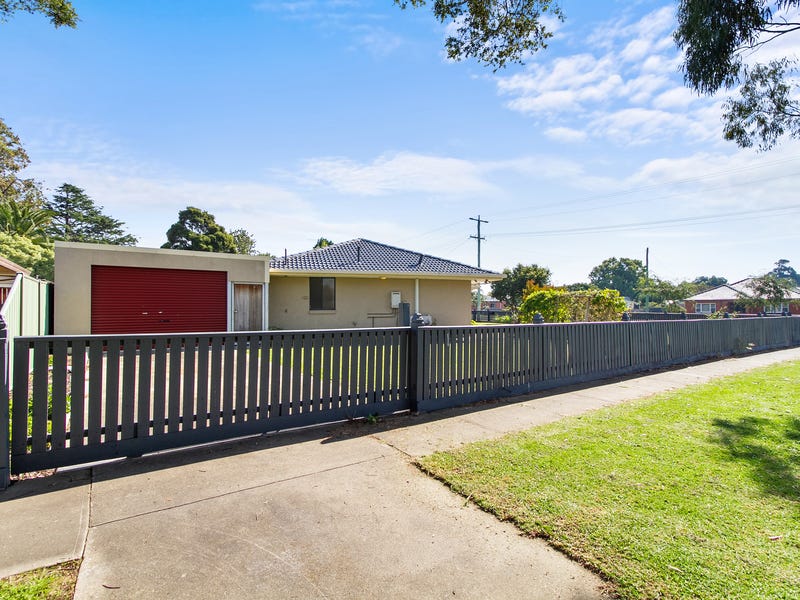 61 McLean Street, Maffra, Vic 3860 House for Sale