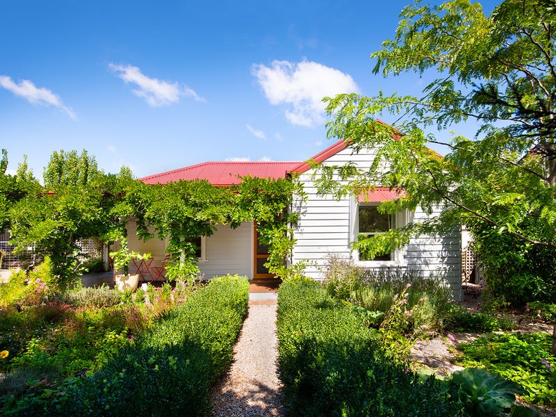 107 Piper Street, VIC 3444