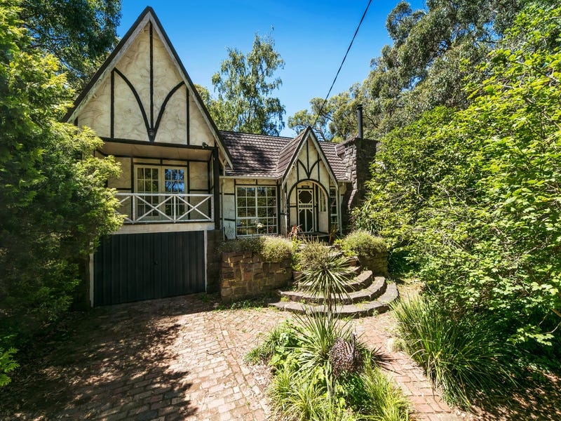 11 Perry Lane, Red Hill, VIC 3937