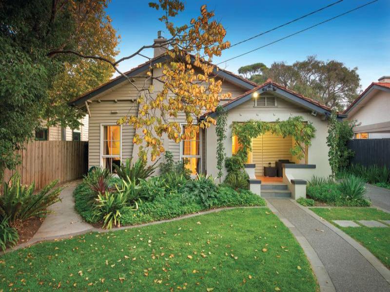 4 Iona Avenue, Brighton, Vic 3186 Property Details