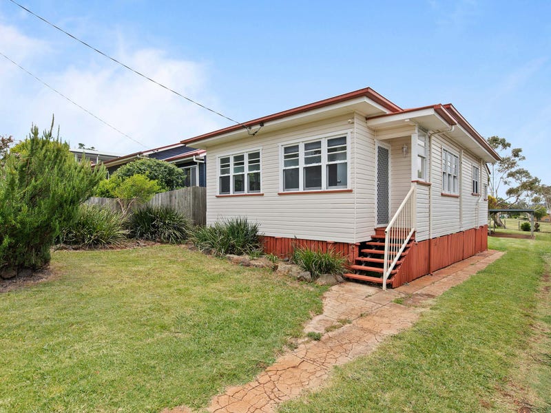 25 Cranley Street, South Toowoomba, QLD 4350