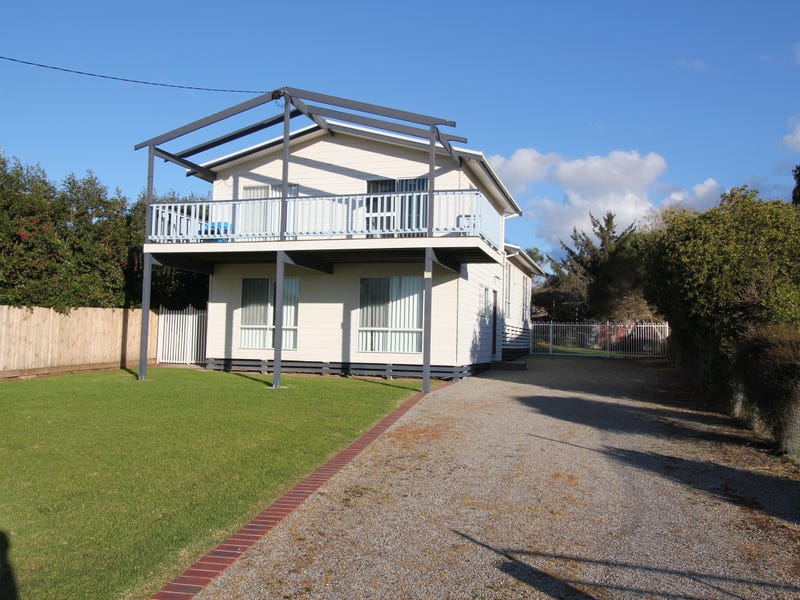 27 Boonderabbi Way, Cowes, VIC 3922