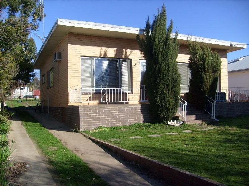 20A Britton Street, Castlemaine, Vic 3450 Property Details