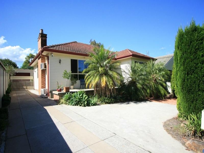 100 Robert Street, Tenambit, NSW 2323 Property Details