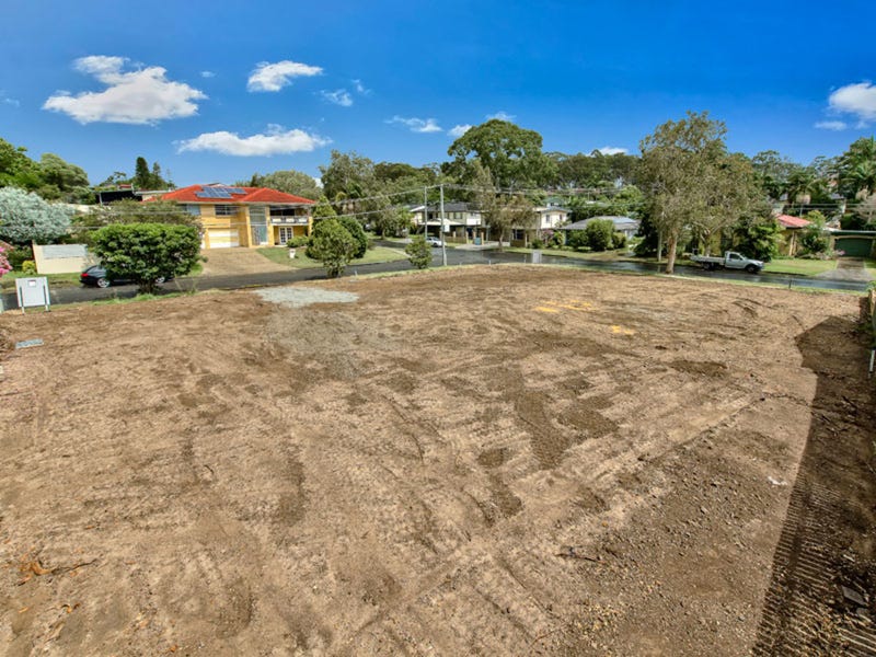 5 Mcqueen Street, Stafford Heights, QLD 4053