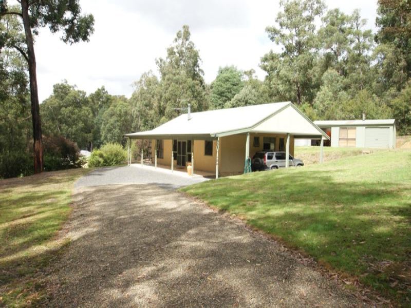 5 Hillcrest Drive, Mcmahons Creek, VIC 3799
