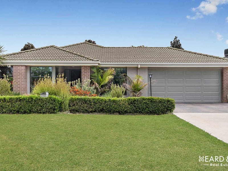 17 Mcconnachie Court, Ascot, Vic 3551