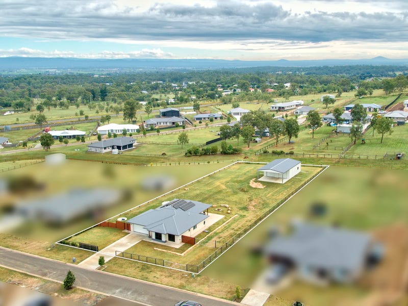 7 Laverton Close, Plainland, Qld 4341 House for Sale