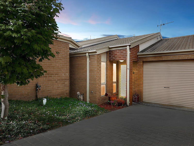 5/2 Neil Currie Street, Casey, ACT 2913