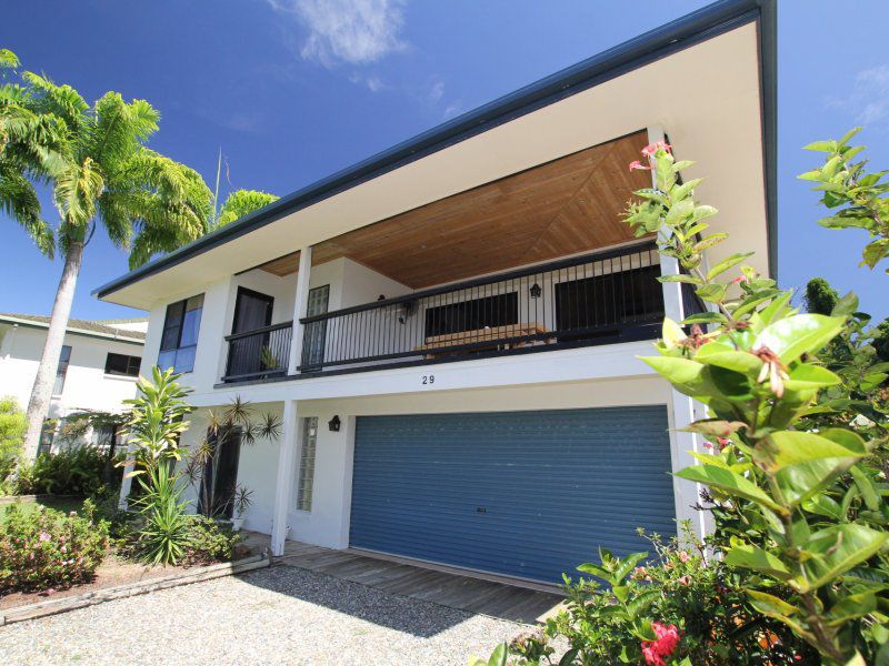 29 Holland Street, Wongaling Beach, QLD 4852
