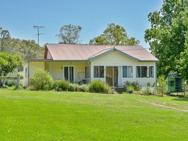 246 Oaks Road, Thirlmere, NSW 2572 Property Details