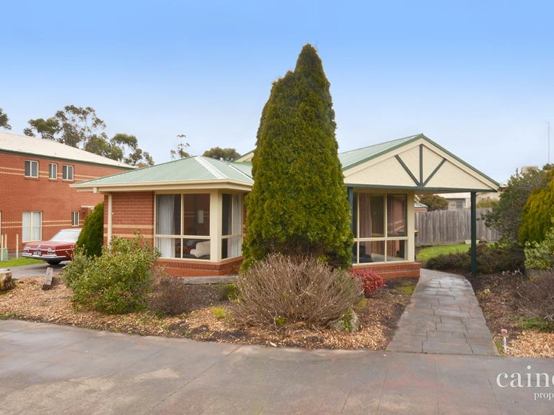 9/106 Whitehorse Road, Mount Clear, VIC 3350