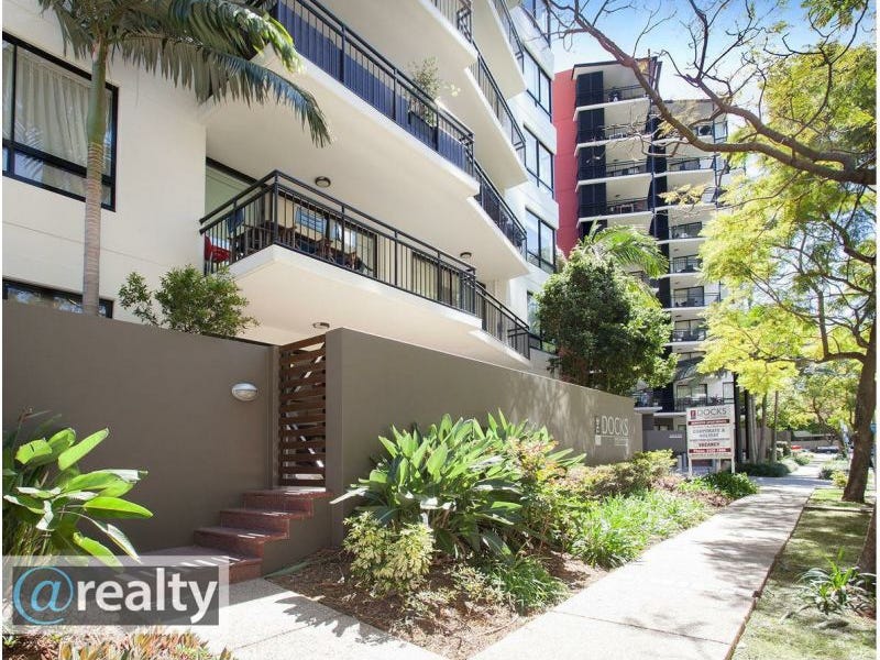 2/15 Goodwin Street, Kangaroo Point, QLD 4169