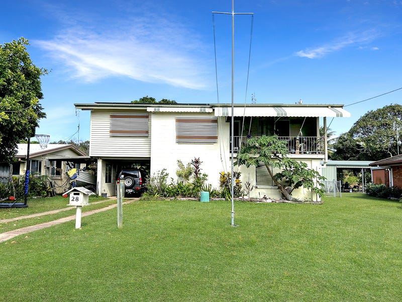 28 Carr Cres, Lucinda, Qld 4850 House for Sale