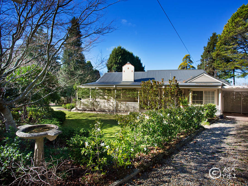 75 Hargraves Street, Blackheath, NSW 2785