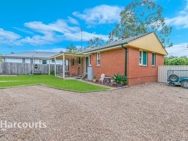 52 Debrincat Avenue, North St Marys, NSW 2760