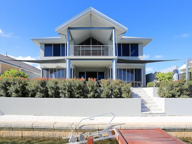 38 Leisure Way, Halls Head, WA 6210