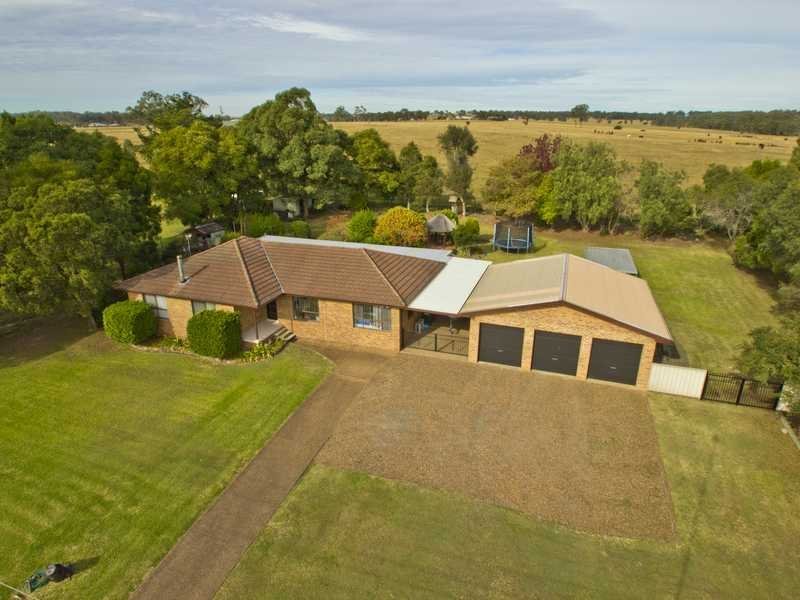 24 Freeman Dr, Lochinvar, NSW 2321 Property Details