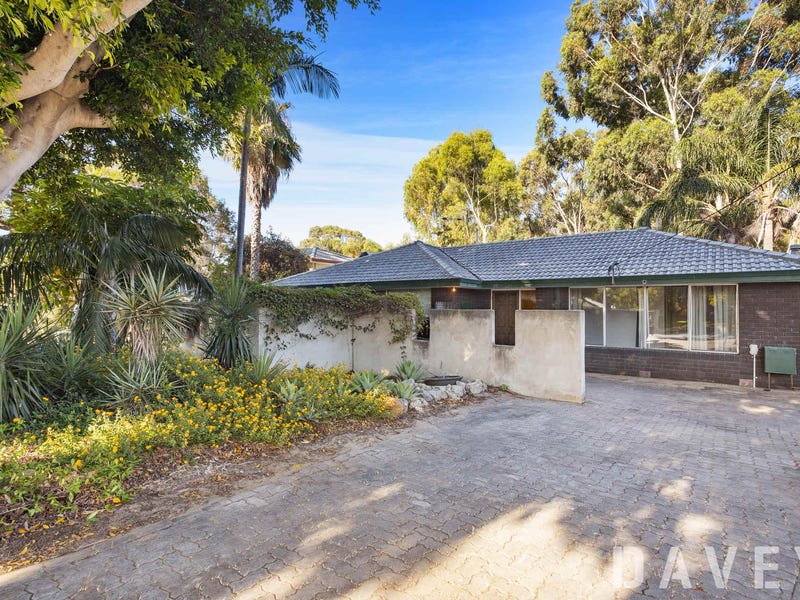 126 Lilburne Road, Duncraig, WA 6023 House for Sale