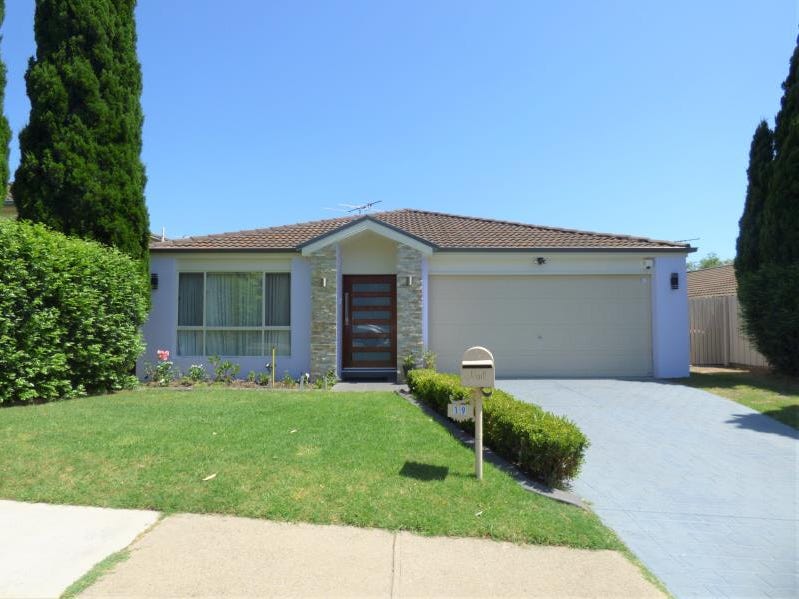 19 Stanford Circuit, Rouse Hill, NSW 2155 19 Stanford Circuit, Rouse Hill, NSW 2155