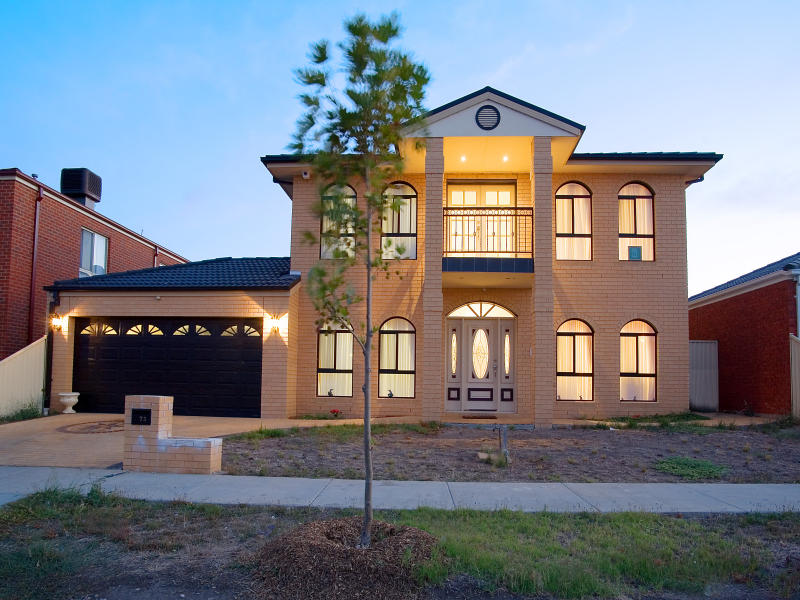 73 Lockwood Drive, Roxburgh Park, VIC 3064