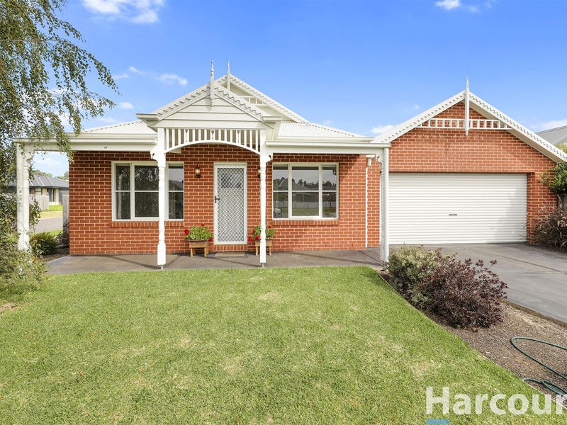 85 Cook Street, Drouin, Vic 3818 - Property Details