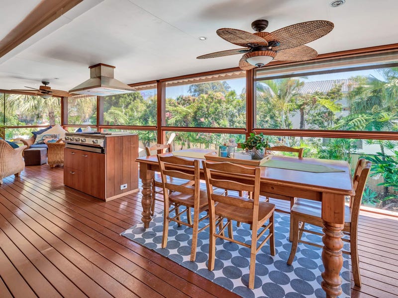 93 Crombie Avenue, Bundall, QLD 4217