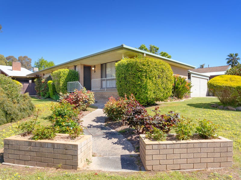 8 Bourke Crescent, Wodonga, Vic 3690 Property Details