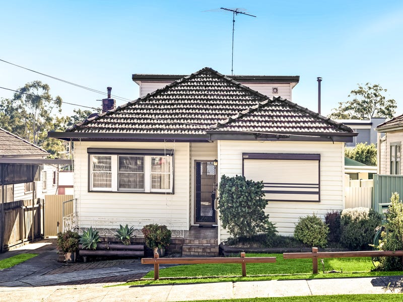 78 Henry Lawson Drive, Peakhurst, NSW 2210 Property Details