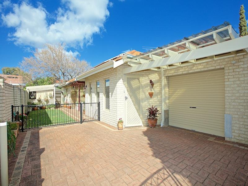 244B Flamborough Street, Doubleview, WA 6018 Property Details