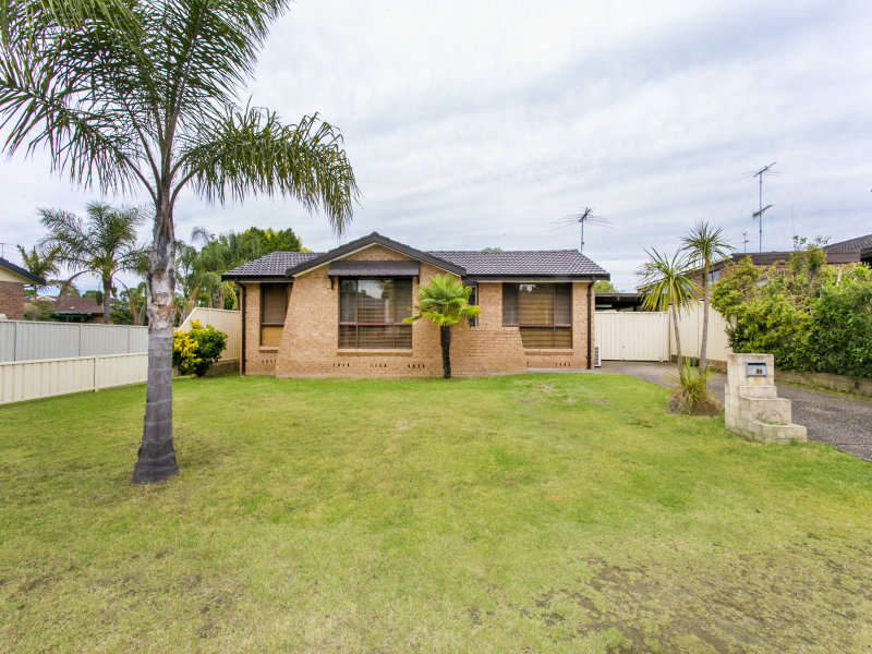 31 Corio Drive, St Clair, NSW 2759