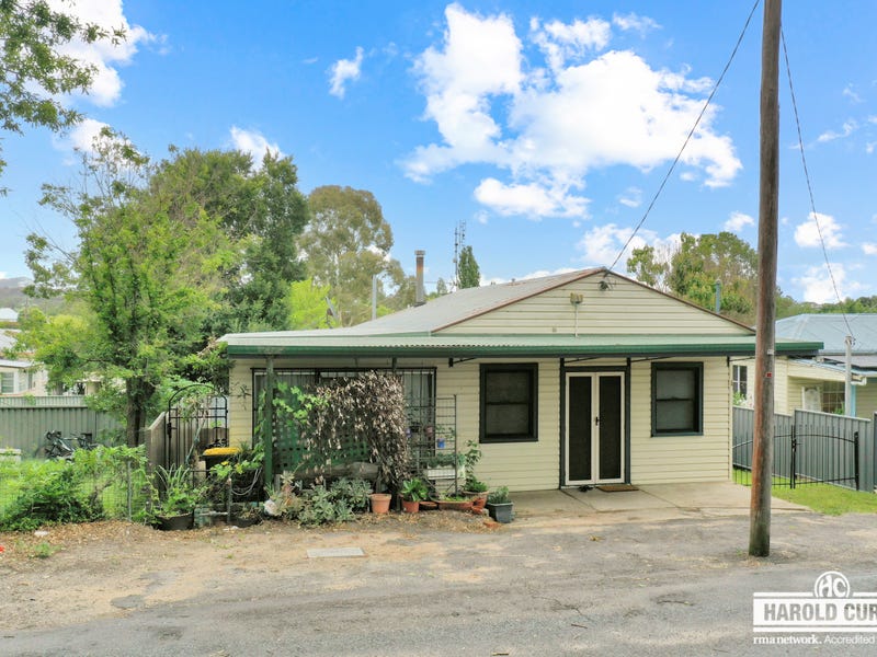 182B Logan Street, Tenterfield, NSW 2372 House for Sale realestate