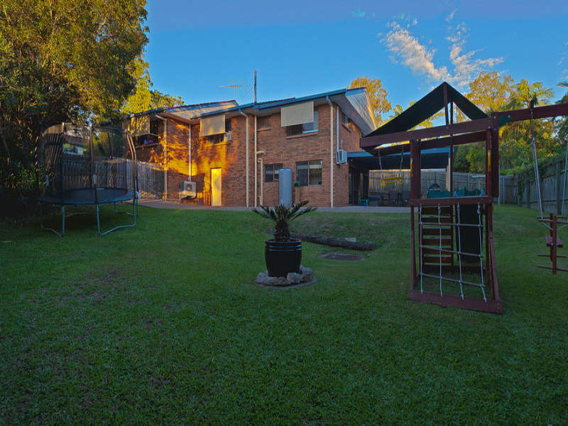 30 Aurora Crescent, Kenmore, Qld 4069 Property Details