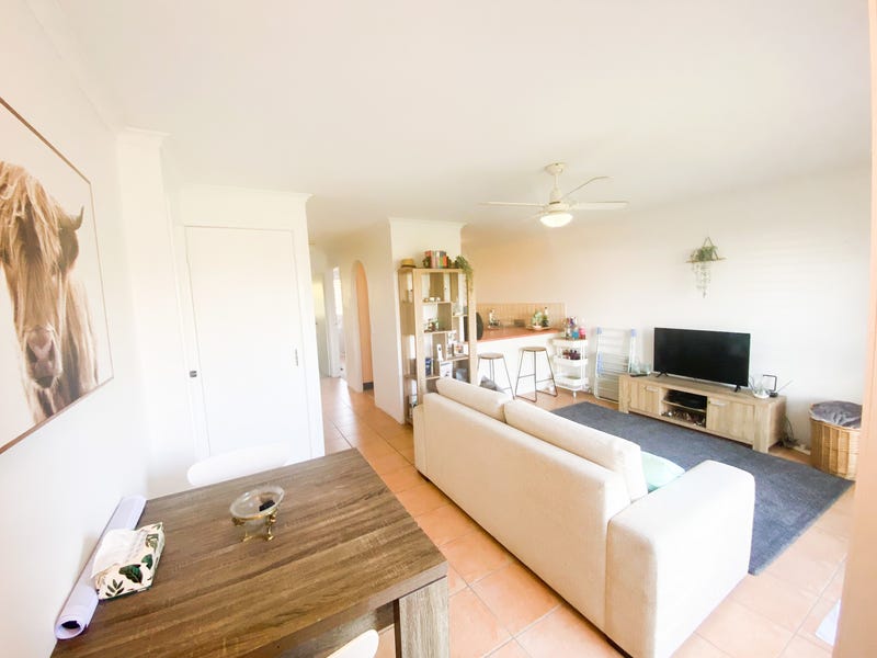 10/27 Whiting Street, Labrador, Qld 4215 Property Details