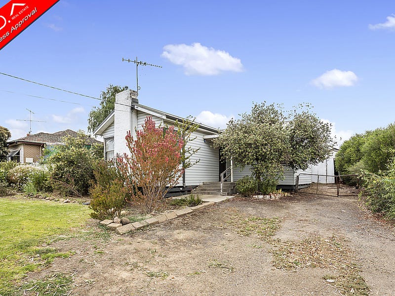 8 Union Street, West Bendigo, VIC 3550