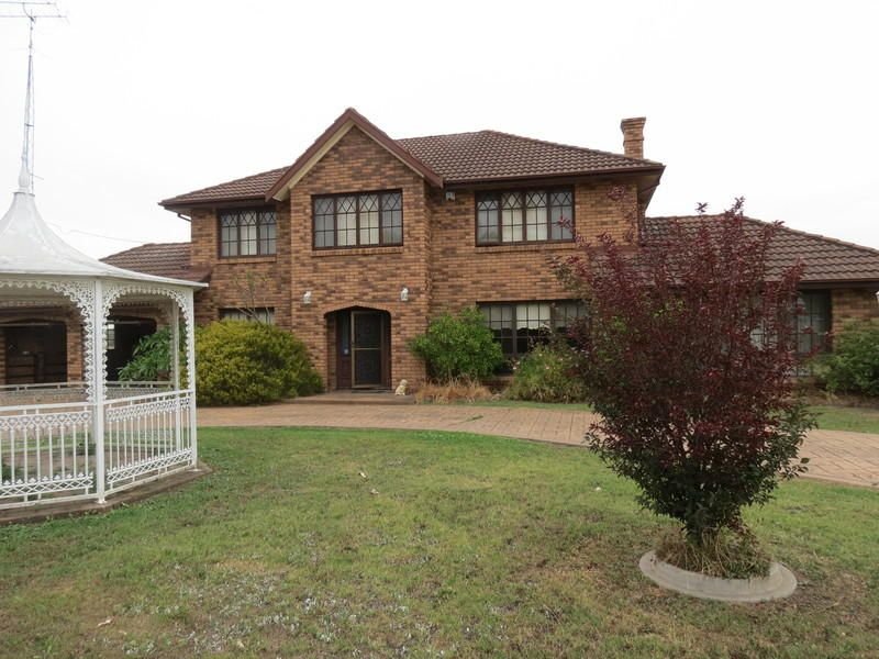 6 Wine Country Drive, Cessnock, NSW 2325