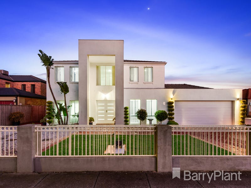 Houses for Sale in Tarneit, VIC 3029