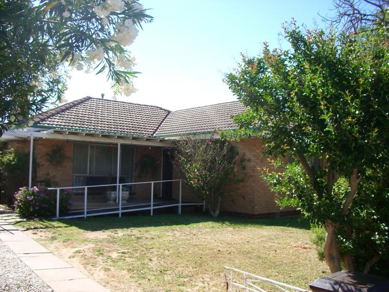 14 Mckenzie Street, Echuca, Vic 3564 Property Details