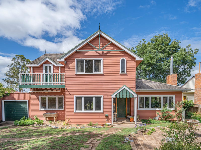 128 Erskine Street, Armidale, NSW 2350 House for Sale