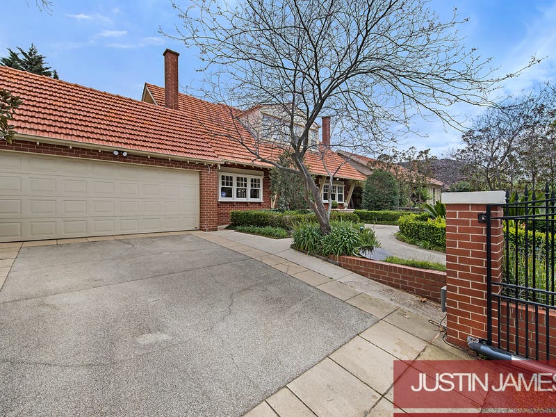 32 Stanley Grove, Canterbury, Vic 3126