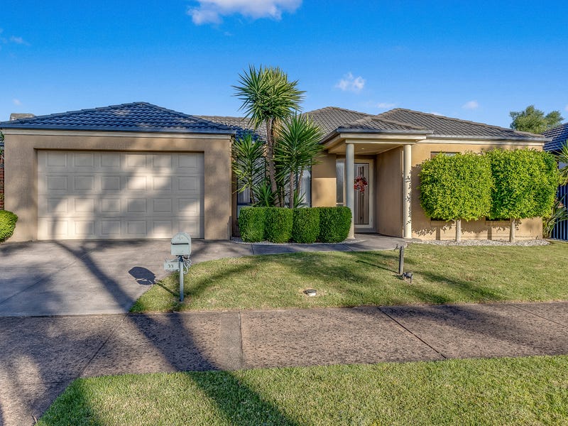 Houses for Sale in Pakenham, VIC 3810 Pg. 2