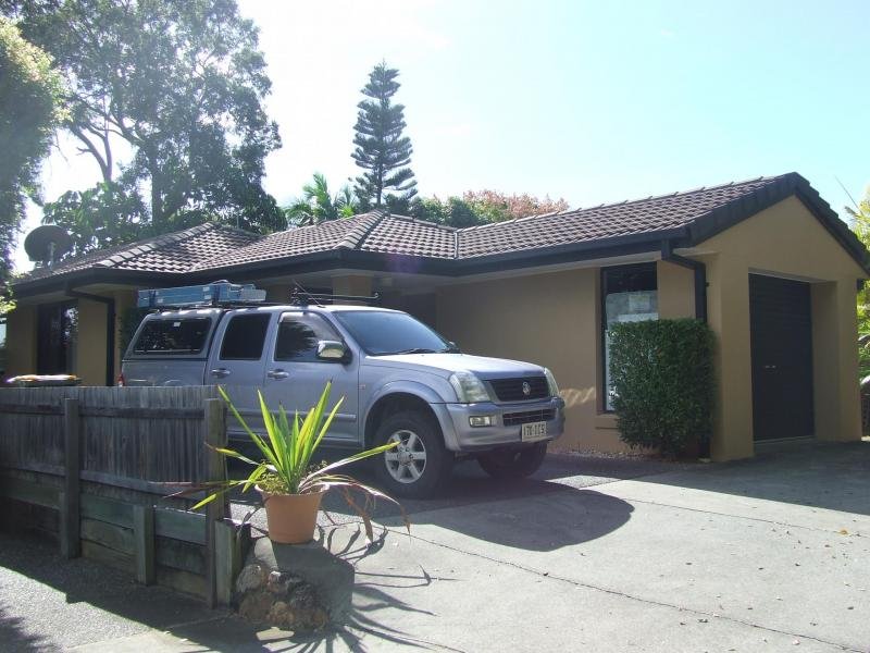 13 Schneider Avenue, Labrador, Qld 4215 Property Details