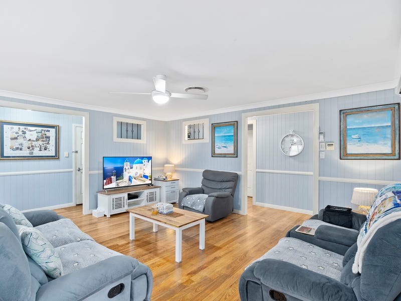 16 Lake Breeze Drive, Loganholme, Qld 4129 Property Details