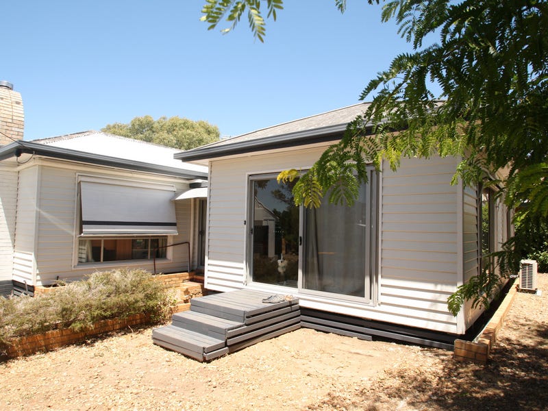 94 Coleraine Road, Balmoral, Vic 3407 Property Details