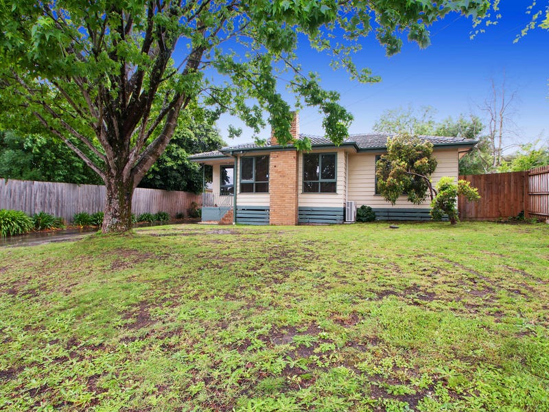 13 Kipling Avenue, Mooroolbark, VIC 3138