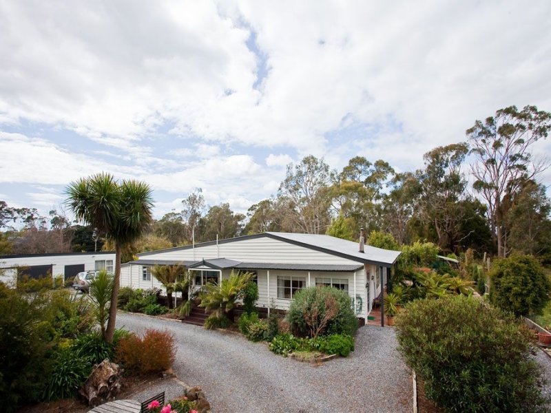 16 Calverts Lane, Gravelly Beach, TAS 7276