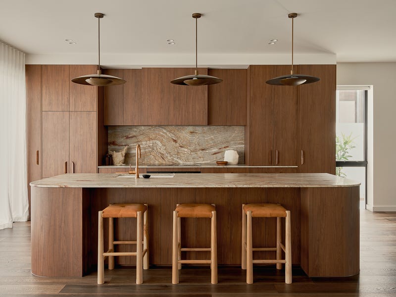 Real Estate & Property for Sale in Broadbeach Waters, QLD 4218 (+3