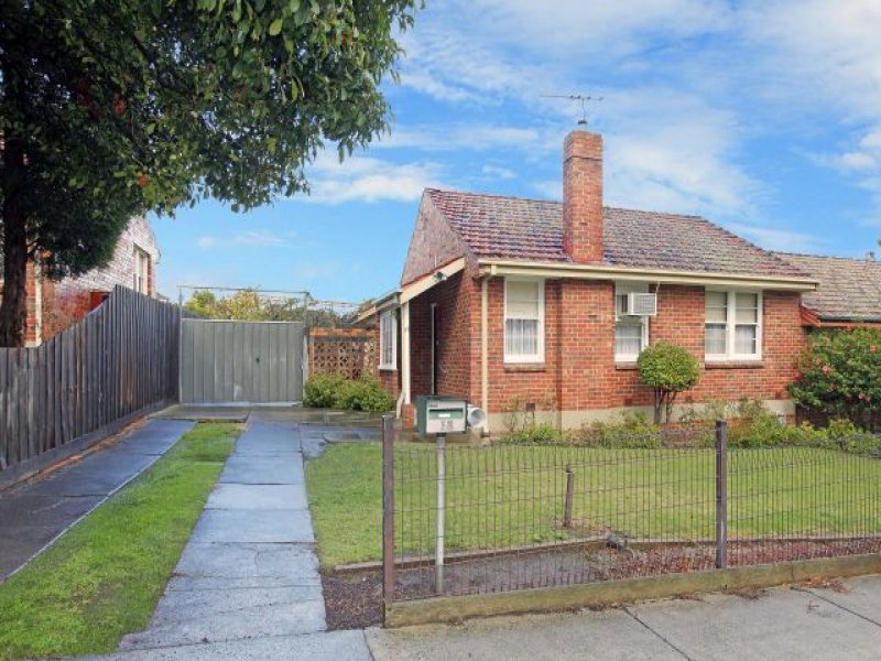 15 Malcolm Street, Preston, VIC 3072