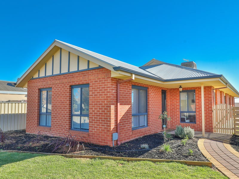 17 Sterling Drive, Mildura, Vic 3500 Property Details