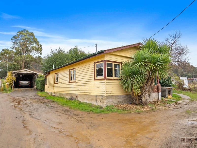 10 Knights Road, Geeveston, Tas 7116 House for Sale